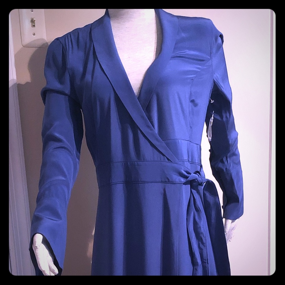Equipment silk gown wrap dress 👗